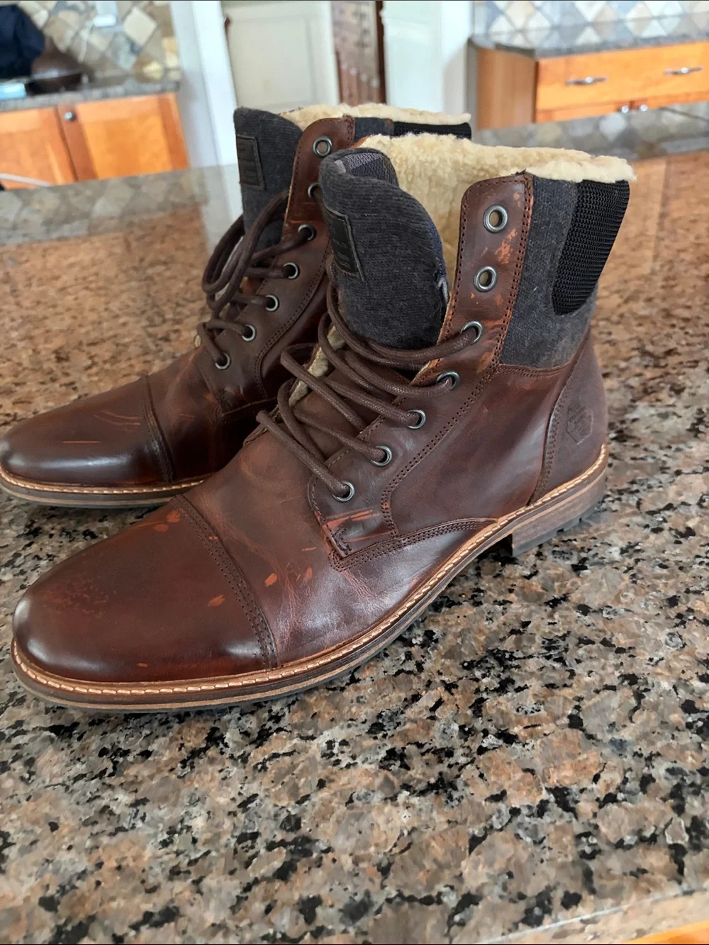 Bull boxer Leather Cap Toe Lace up Men's Brown Boots Size 13 Like New